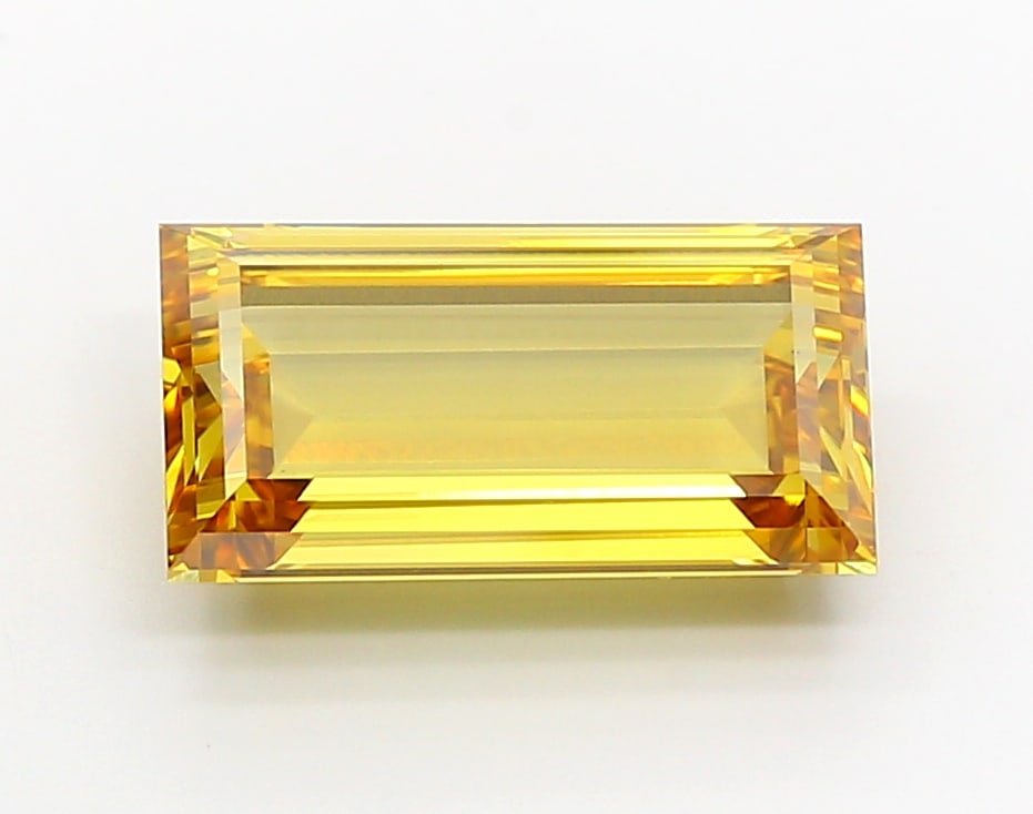 Fancy Lab Grown Diamond BAGUETTE Shape 7.05 cts VS1 Grade CHAMPAGNE Color: Fancy Lab Grown Diamond BAGUETTE Shape 7.05 cts VS1 Grade CHAMPAGNE Color. Natural fancy colour lab-grown diamond, certified. Ideal for bespoke fine jewelry, engagement rings, and collectors of rare f