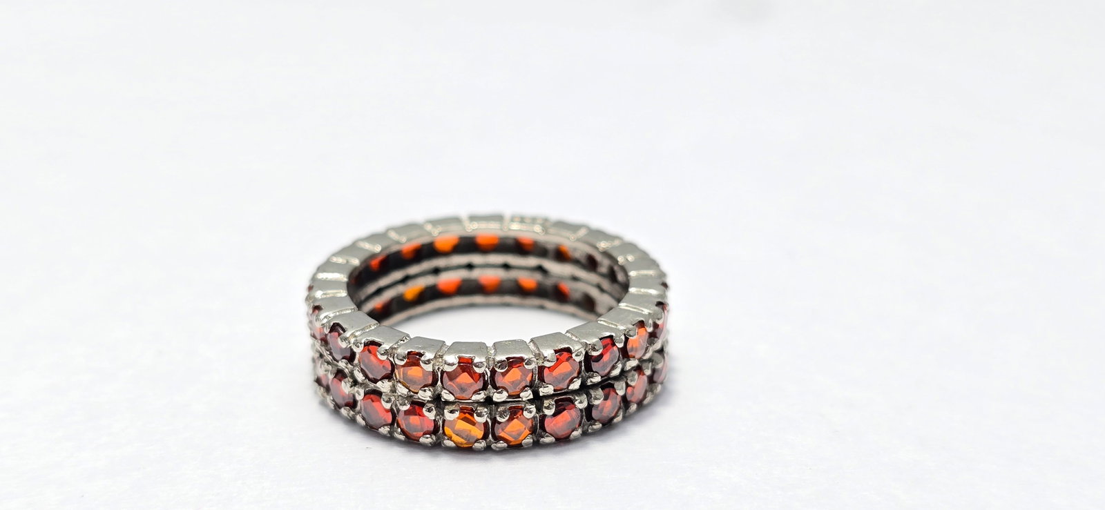 Fancy Design Red garnet ring dual rotation Made with copper and brass: Fancy Design Red garnet ring dual rotation Made with copper and brass. Natural certified gemstone. Ideal for fine jewelry settings and gemstone collectors. Buy certified natural fancy design red garne