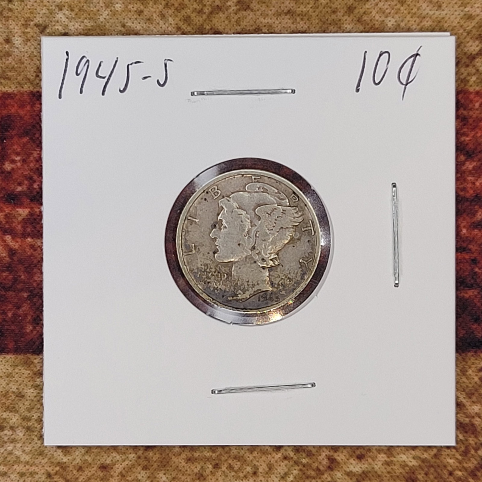 Beautiful Silver Mercury Dime 1945-S: Beautiful Silver Mercury Dime 1945-SSee Pics for DetailsShipping with USPS. We combine shipping for multiple lots.