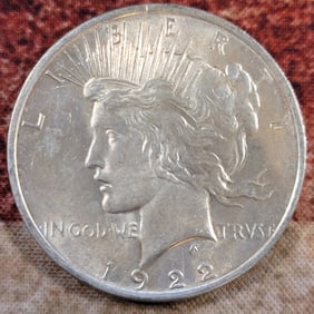 Nice Old Silver Peace Dollar 1922-D