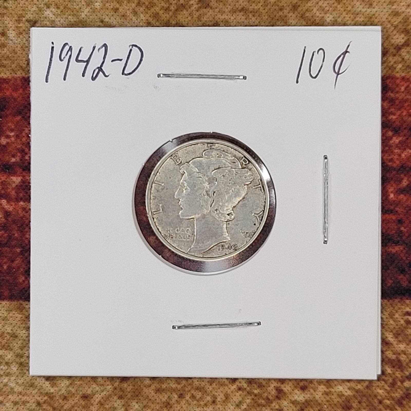 Beautiful Silver Mercury Dime 1942-D: Beautiful Silver Mercury Dime 1942-DSee Pics for DetailsShipping with USPS. We combine shipping for multiple lots.