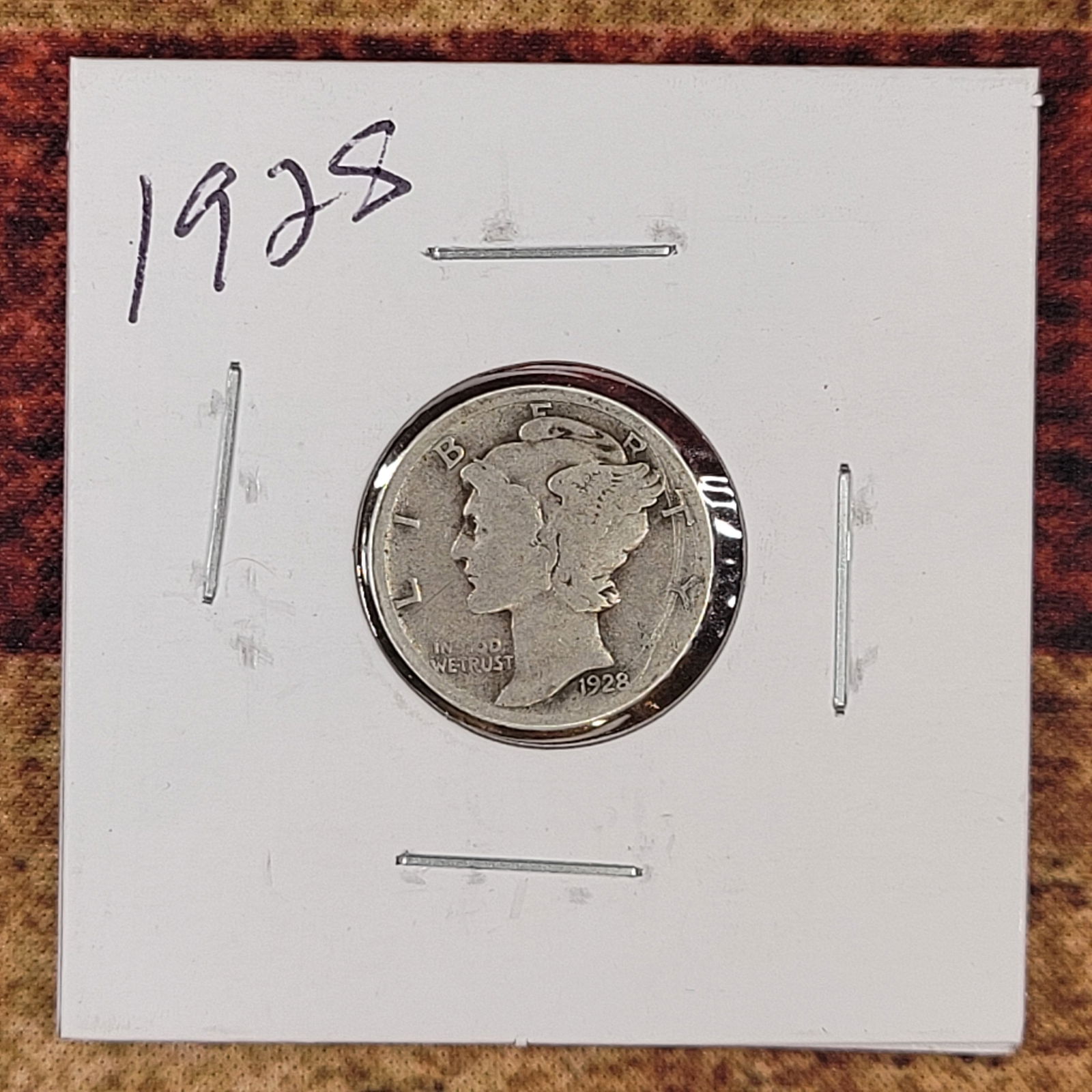 Nice Old Silver Mercury Dime 1928 (1 of 2)