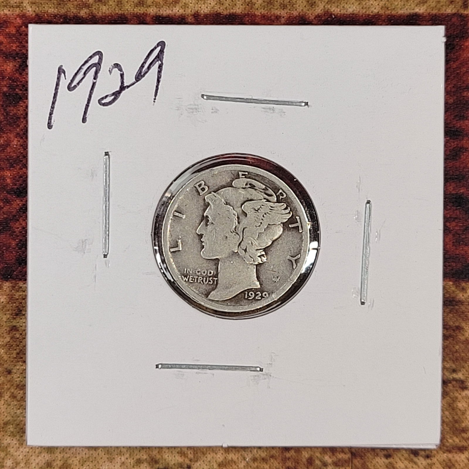 Nice Old Silver Mercury Dime 1929 (1 of 2)