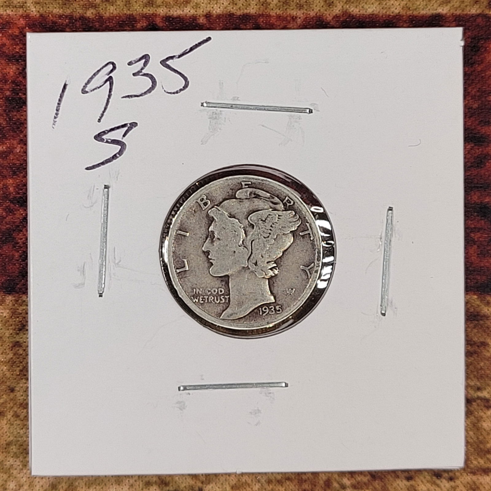 Nice Old Silver Mercury Dime 1935-S (1 of 2)
