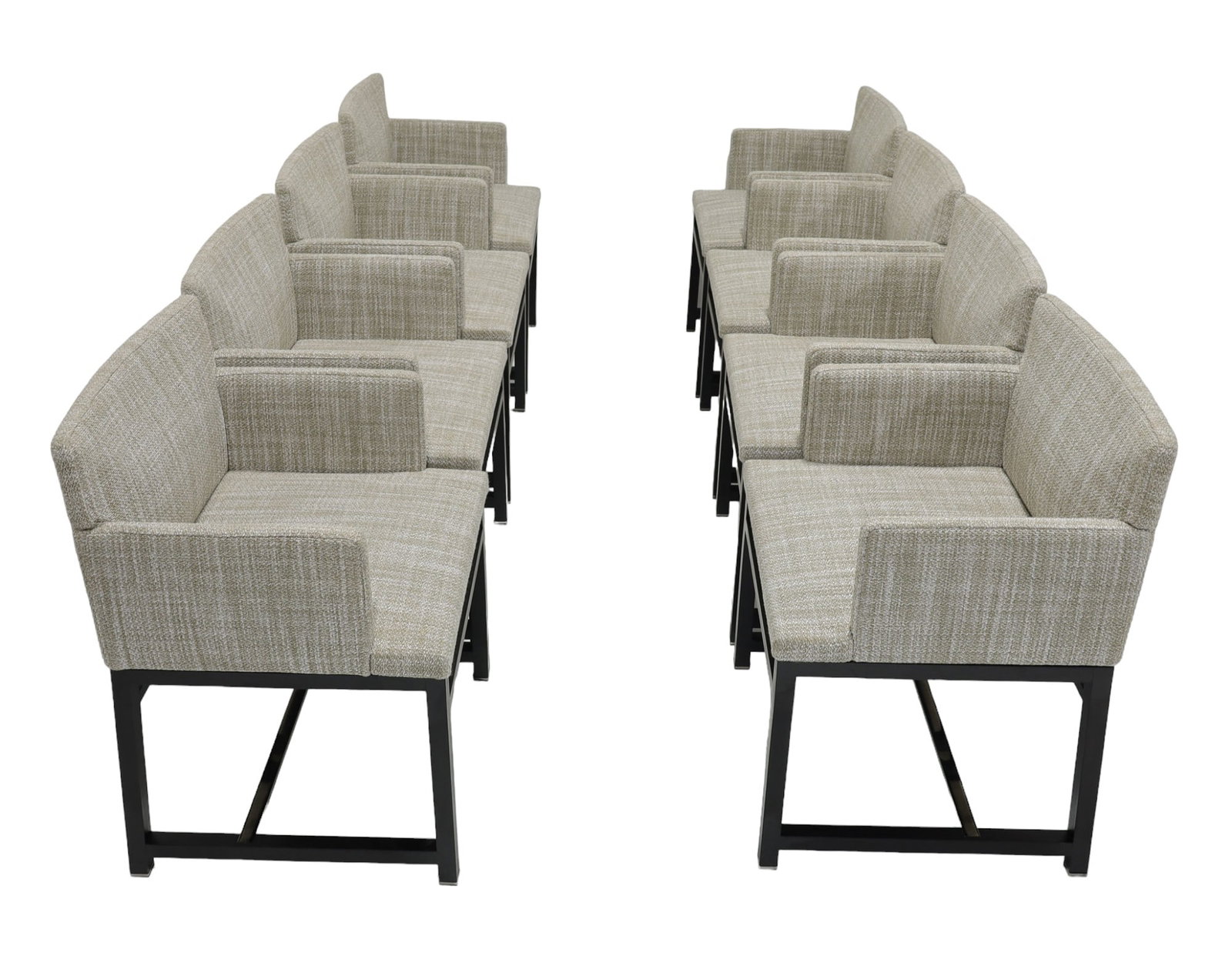 Minotti Modern Design Dining Chairs from Italy, Set of 8, in Neutral Upholstery: A beautiful set of Minotti modern design dining chairs. Minotti is known for its exceptional designs and quality, and these chairs are no exception. The chairs are manufactured in Italy. Very lightly
