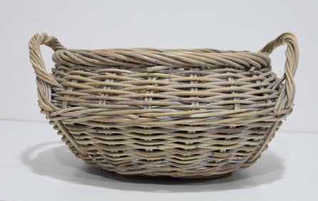 Palacek Basket with Potpourri