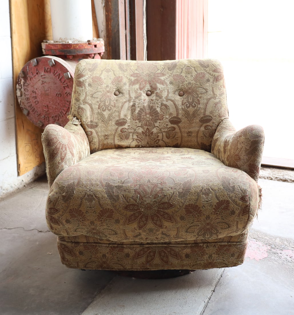 Swivel Dunbar Style Chair: Mid century modern Dunbar style swivel lounge chair with wood base needs upholstery.