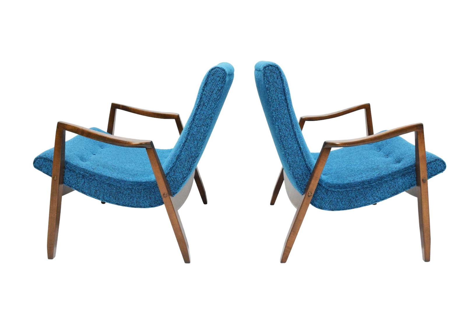 Milo Baughman Scoop Lounge Chairs in Knoll Upholstery: Great looking pair of Milo Baughman scoop lounge chairs newly upholstered in a Knoll textile. Fresh and ready to go, these iconic chairs have been meticulously restored to revive their mid-century mod
