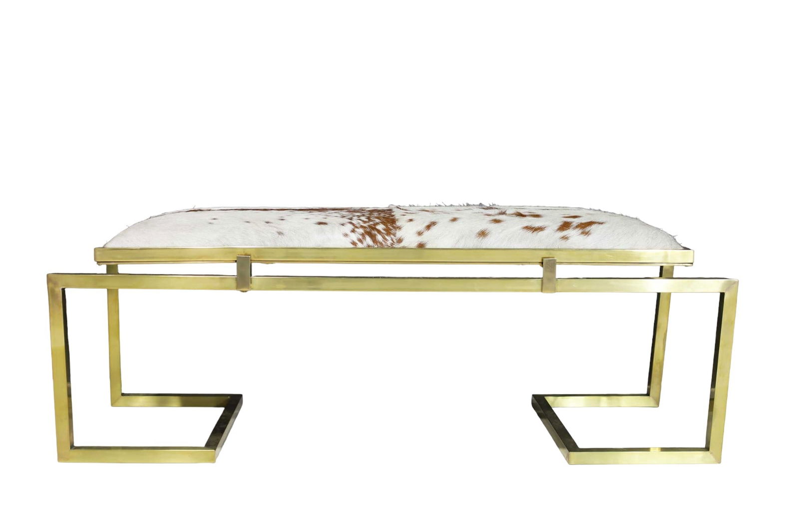 Scala Luxury Clasp Bench in Brass and Hide: Beatiful Clasp Bench by Scala Luxury. Upholstered in hide. Bench is solid brass.