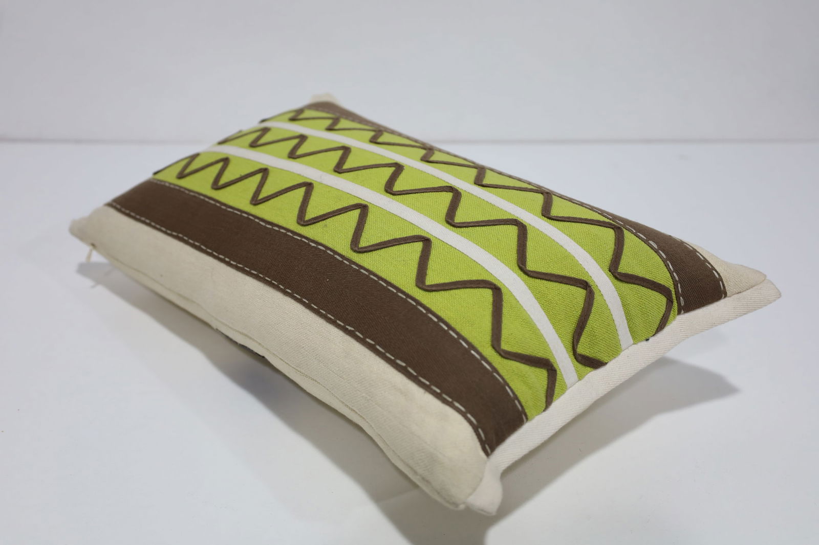 William Yeoward Pillow - 2