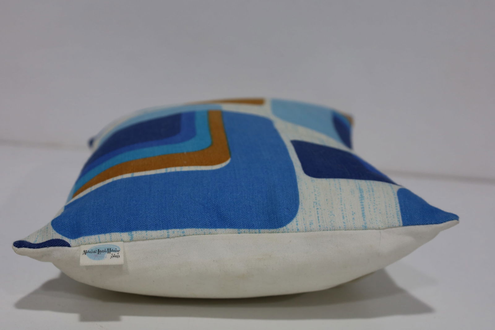 Small Atomic Lumbar Pillow - 3