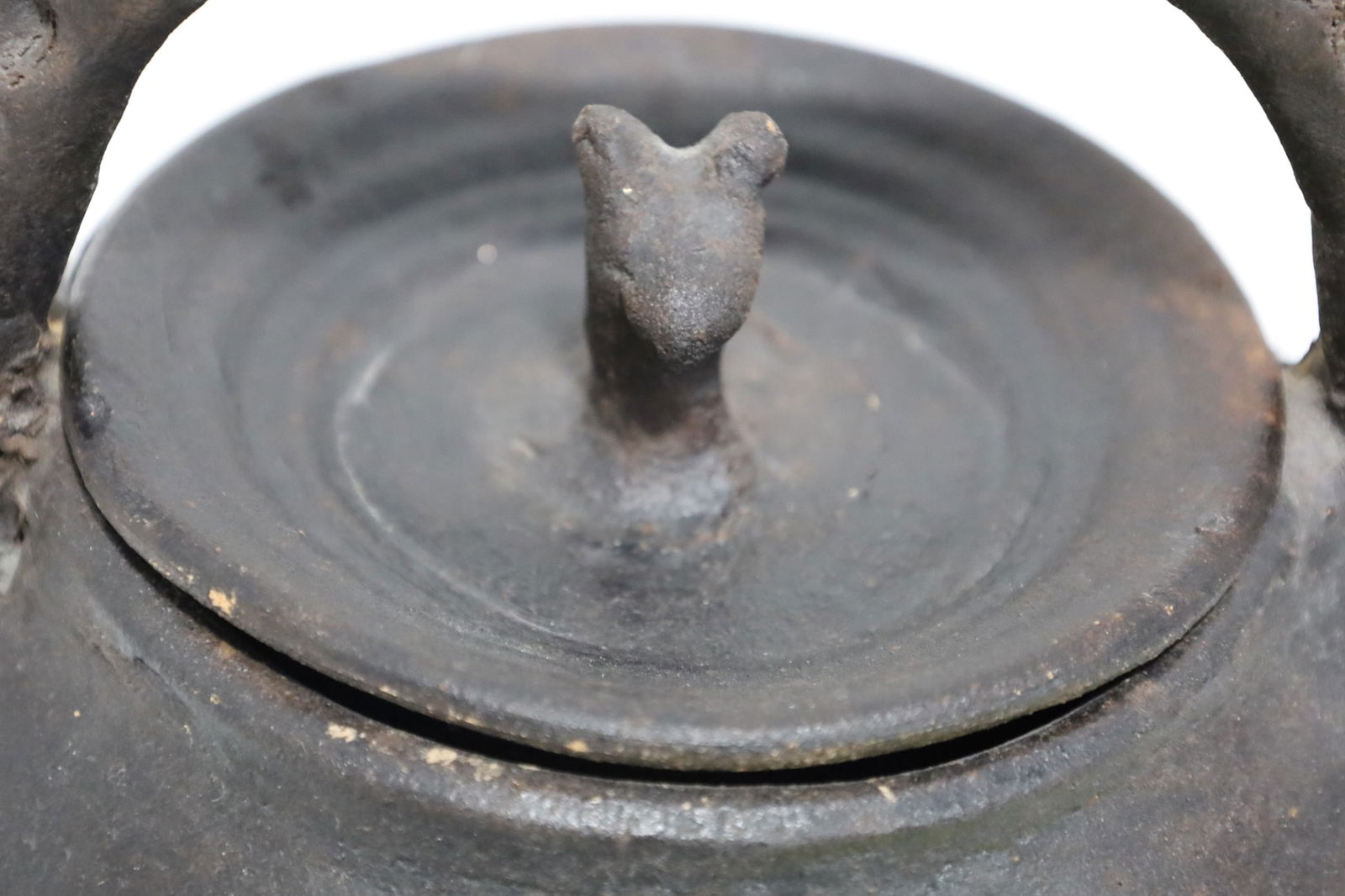 Small Ceramic Pot on Stand - 3