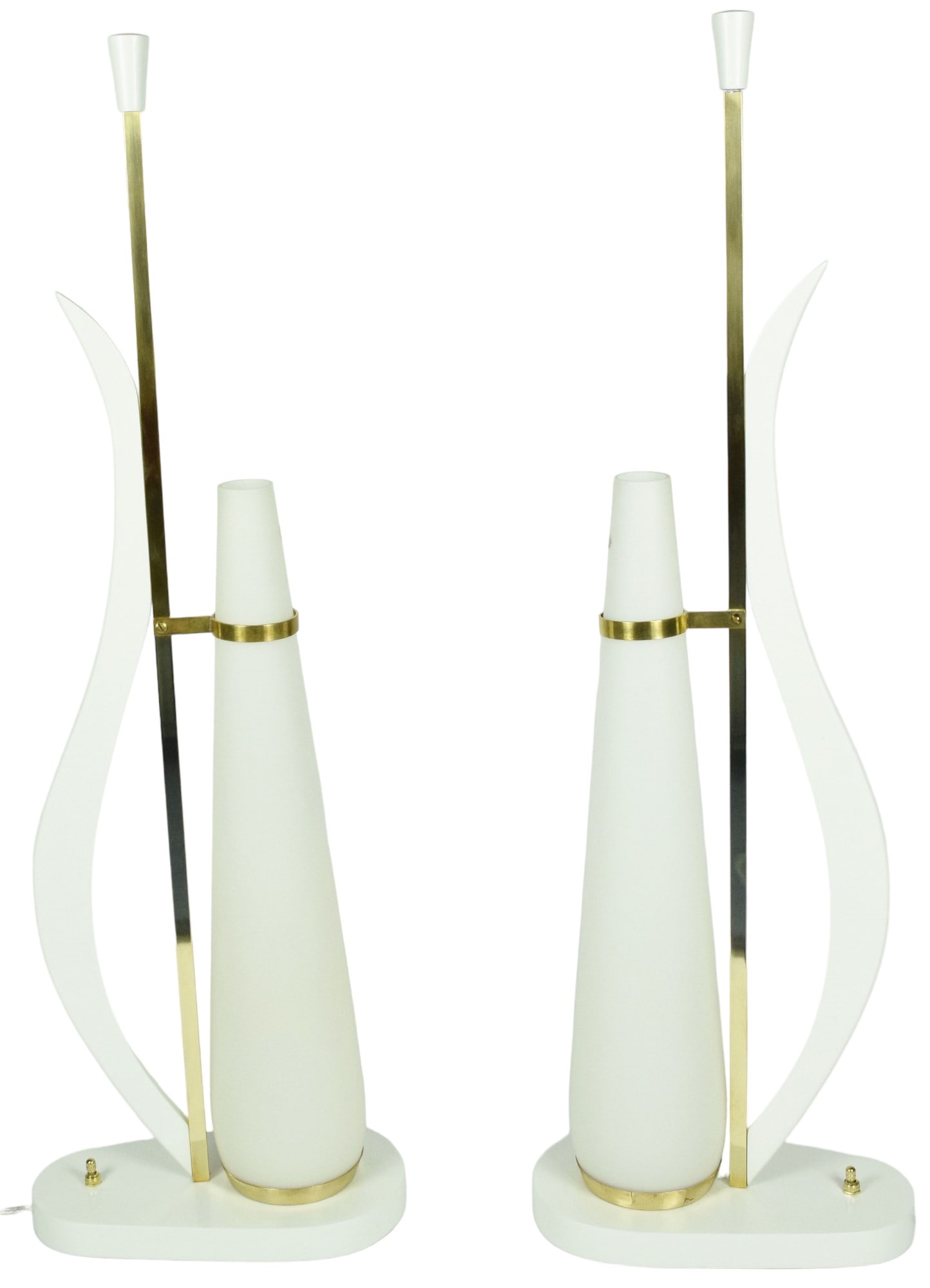 Murano Glass Table Lamps: The lamps have been completely restored in a sleek white finish, showcasing their beautiful condition. Featuring original Murano glass in an opaque white, these lamps embody timeless sophistication