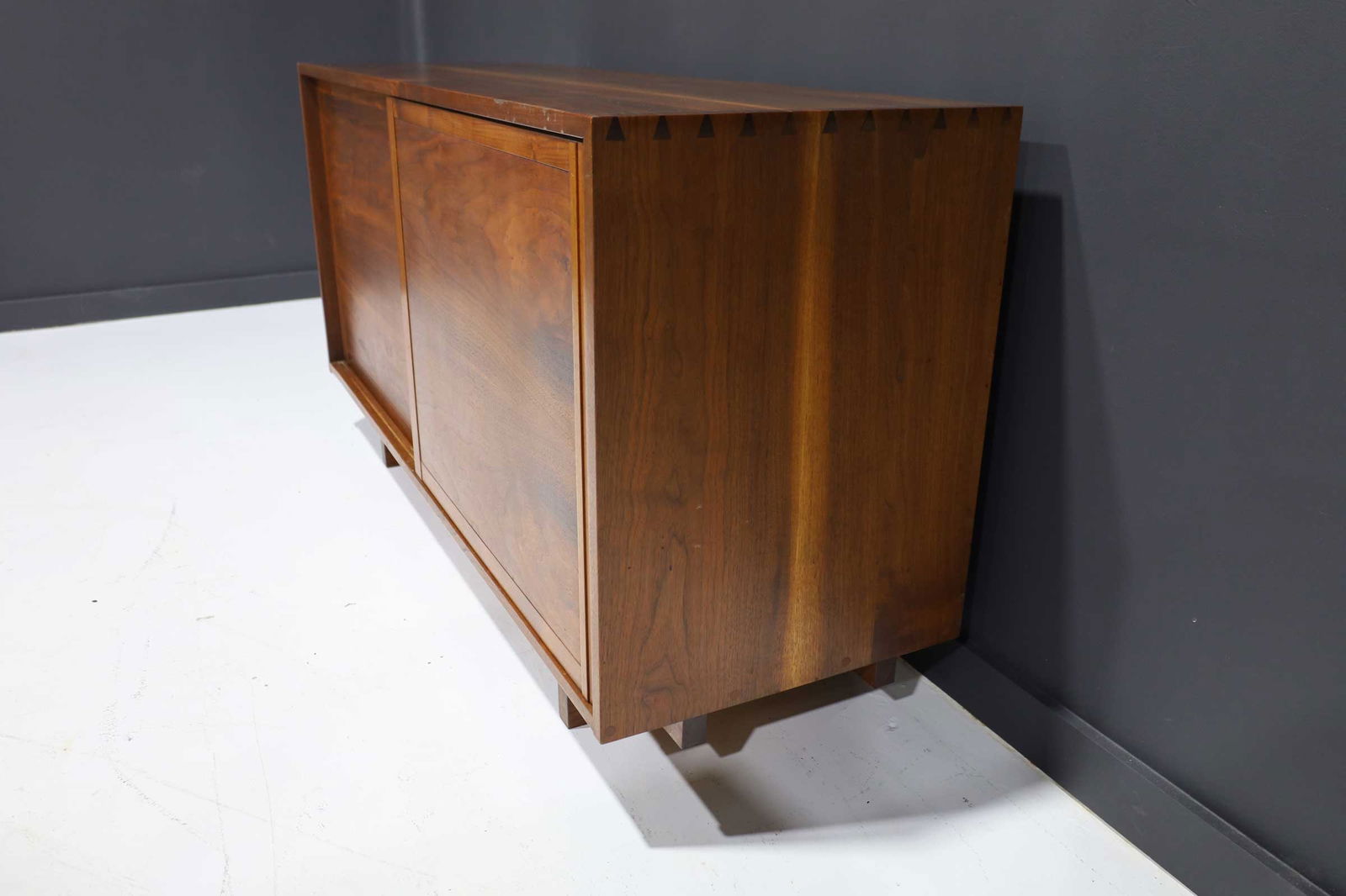 George Nakashima Walnut Sideboard, 1961 - 8