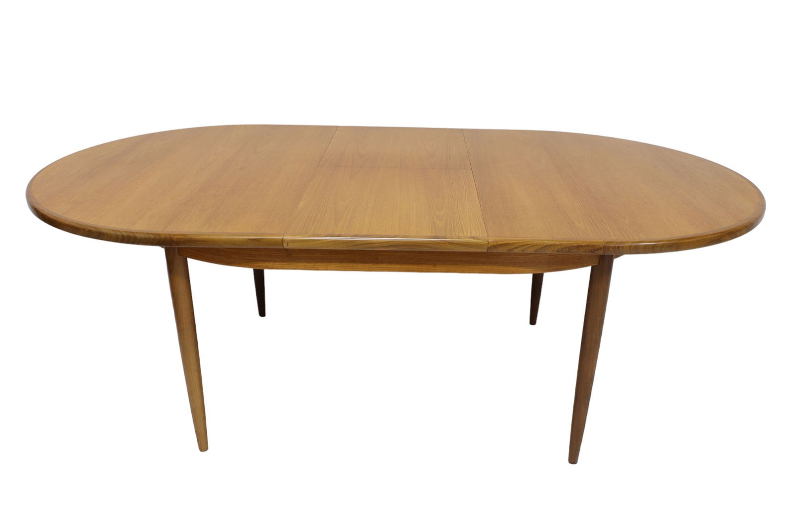 Mid-Century G Plan Fresco Extendable Butterfly Leaf Teak Dining Table 1960s: A Mid-Century Modern G Plan teak extendable dining table from the "Fresco range", designed by V.B. Wilkins, 1960s. The table from G Plan's iconic Fresco range, the table having rounded ends that slide