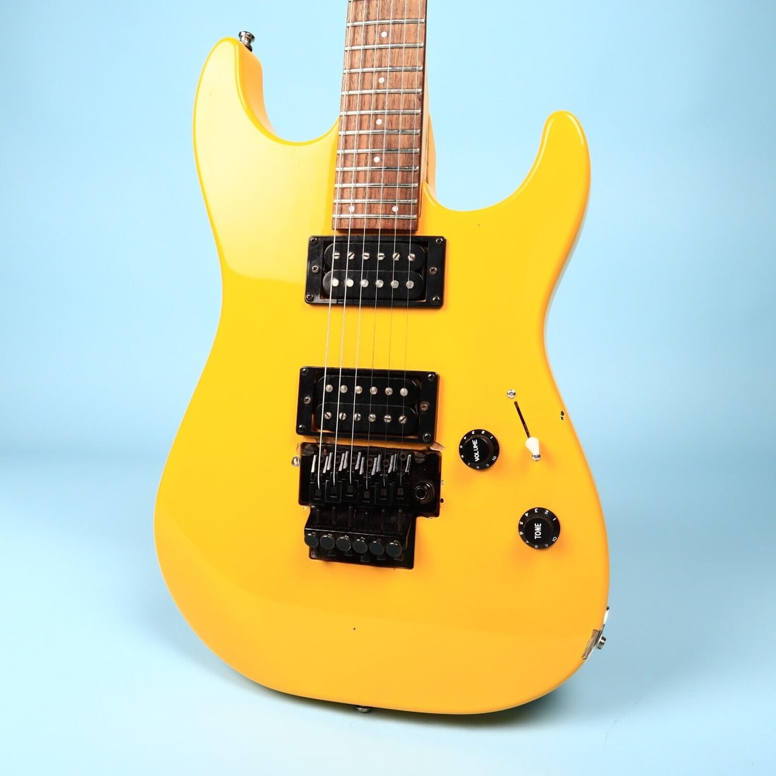 2002 Squier by Fender Showmaster HH Graffiti Yellow SLE Reverse Electric Guitar (1 of 20)