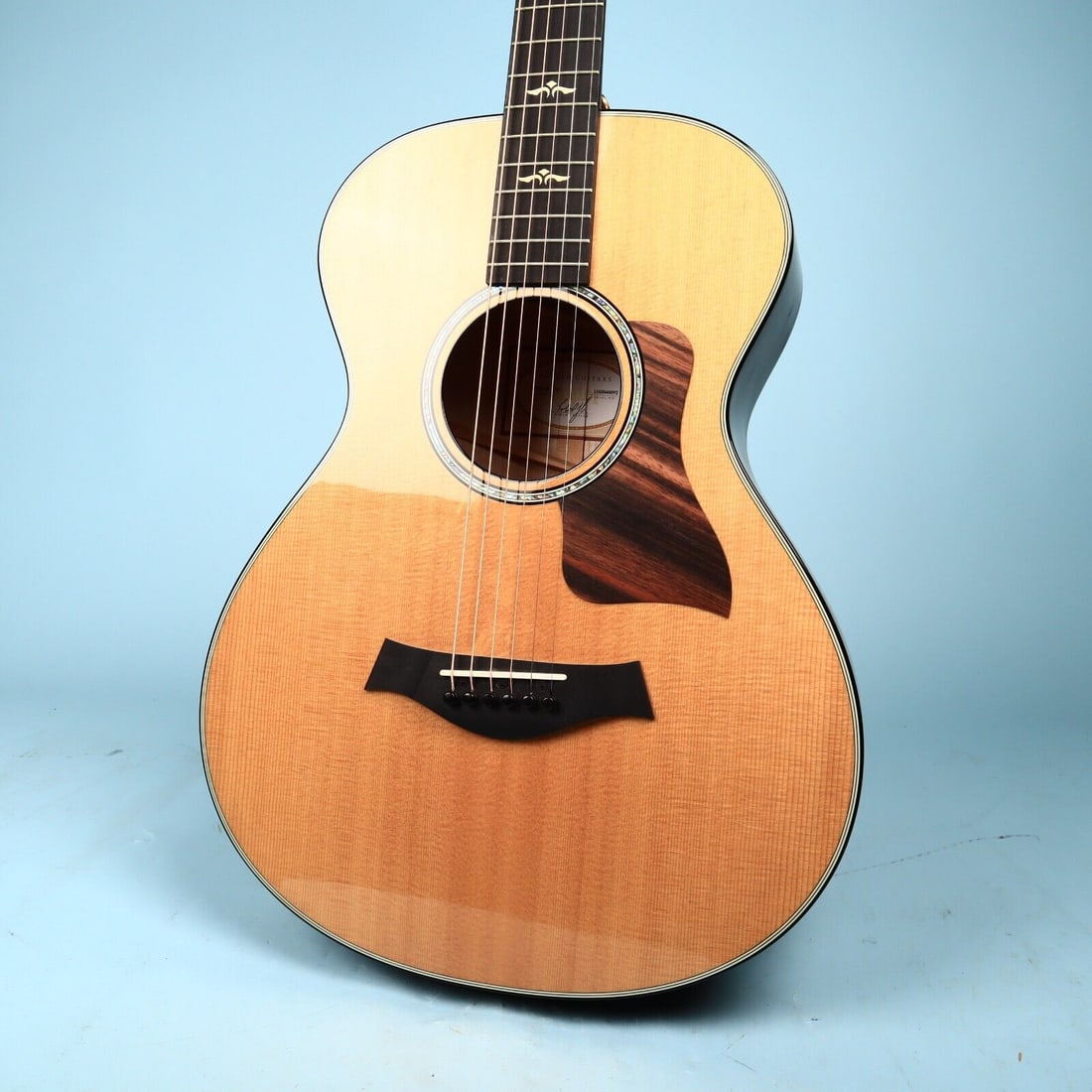 Taylor 612e 12-fret Acoustic Electric Guitar w/ Original Hardshell Case (1 of 20)