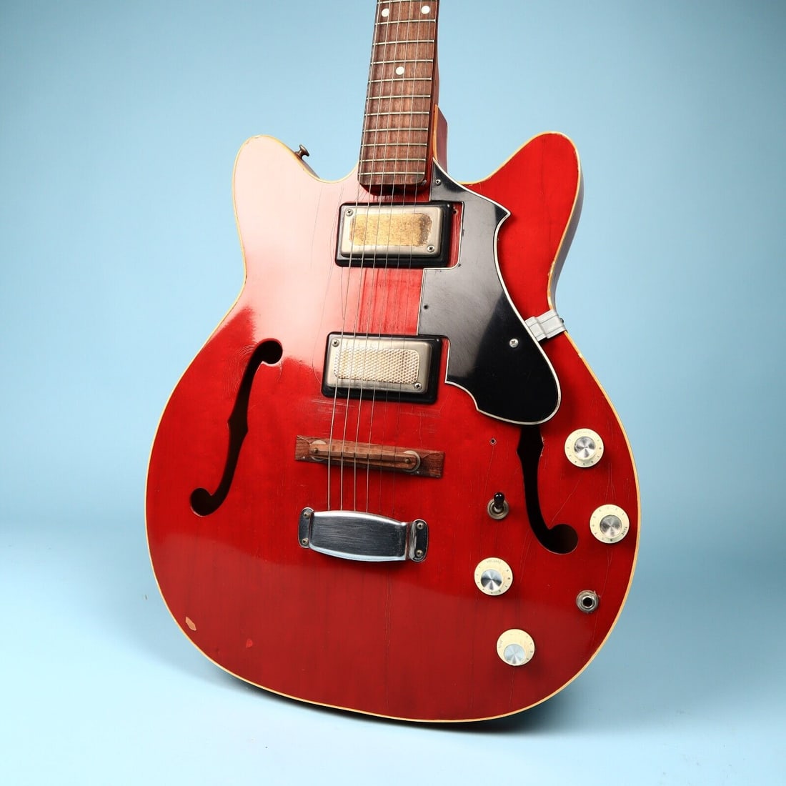 1965 Supro Croydon Electric Guitar Red Model S666 (1 of 20)