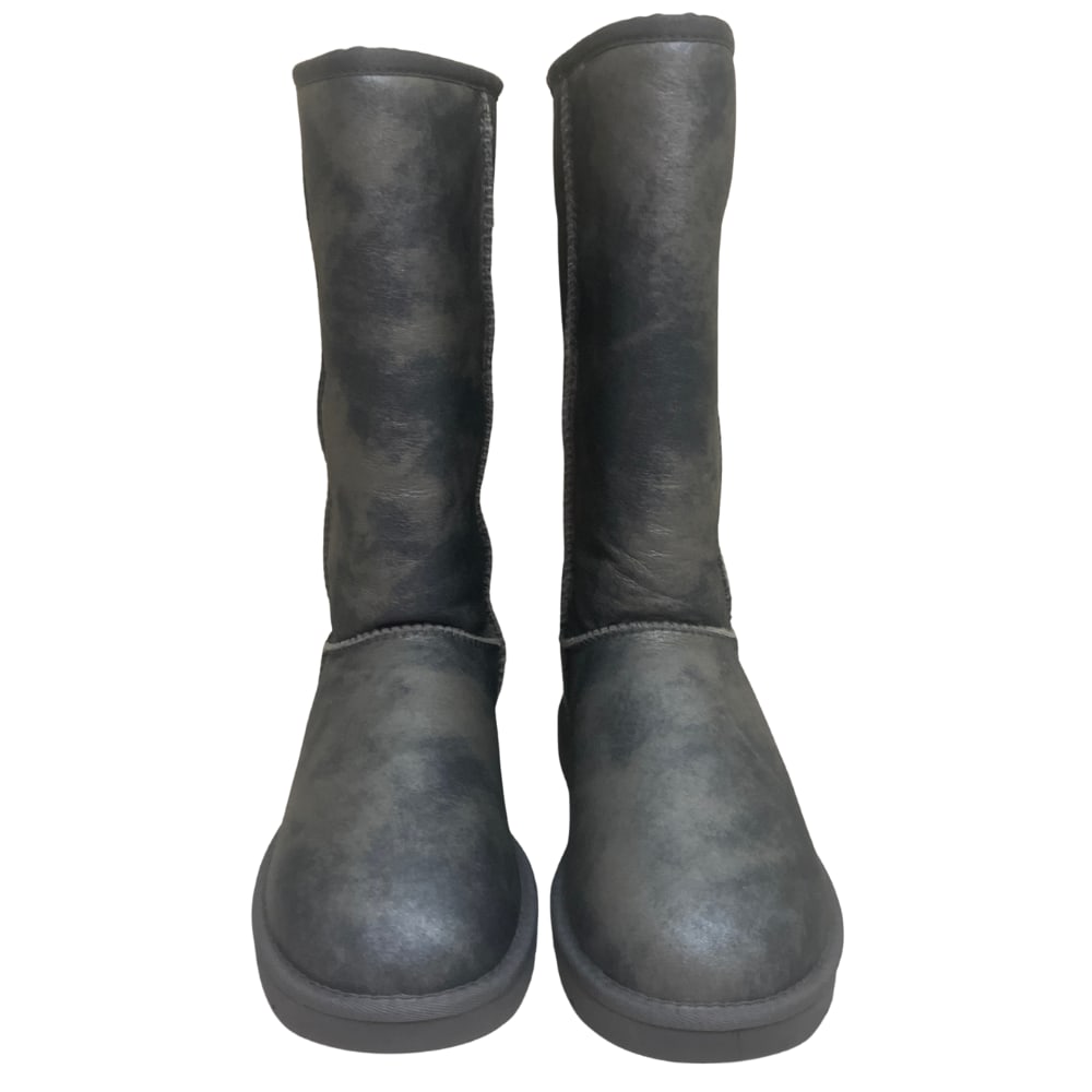 Ugg Classic Tall Women Boots: Ugg Classic Tall Women Boots size 7Color Metallic Greycondition New