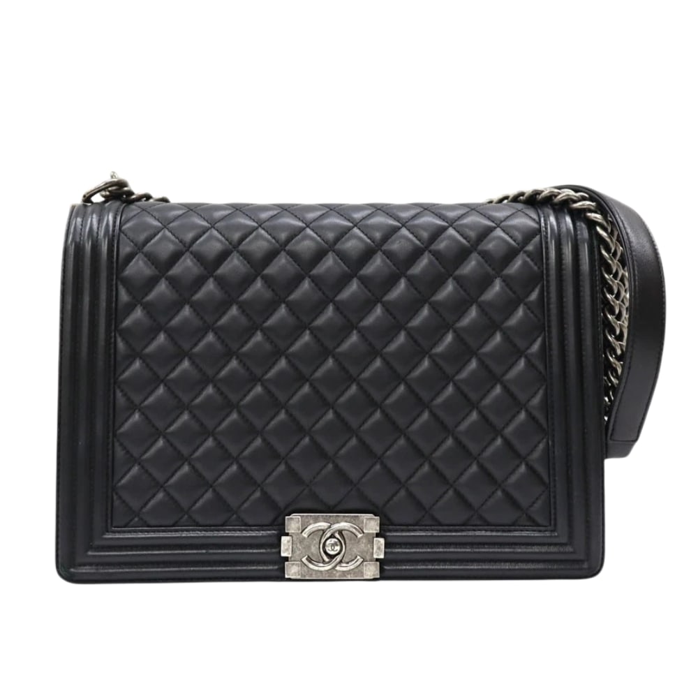 Chanel Boy Large Black Quilted Leather Shoulder Bag: Chanel Boy Large Black Quilted Leather Shoulder Bag