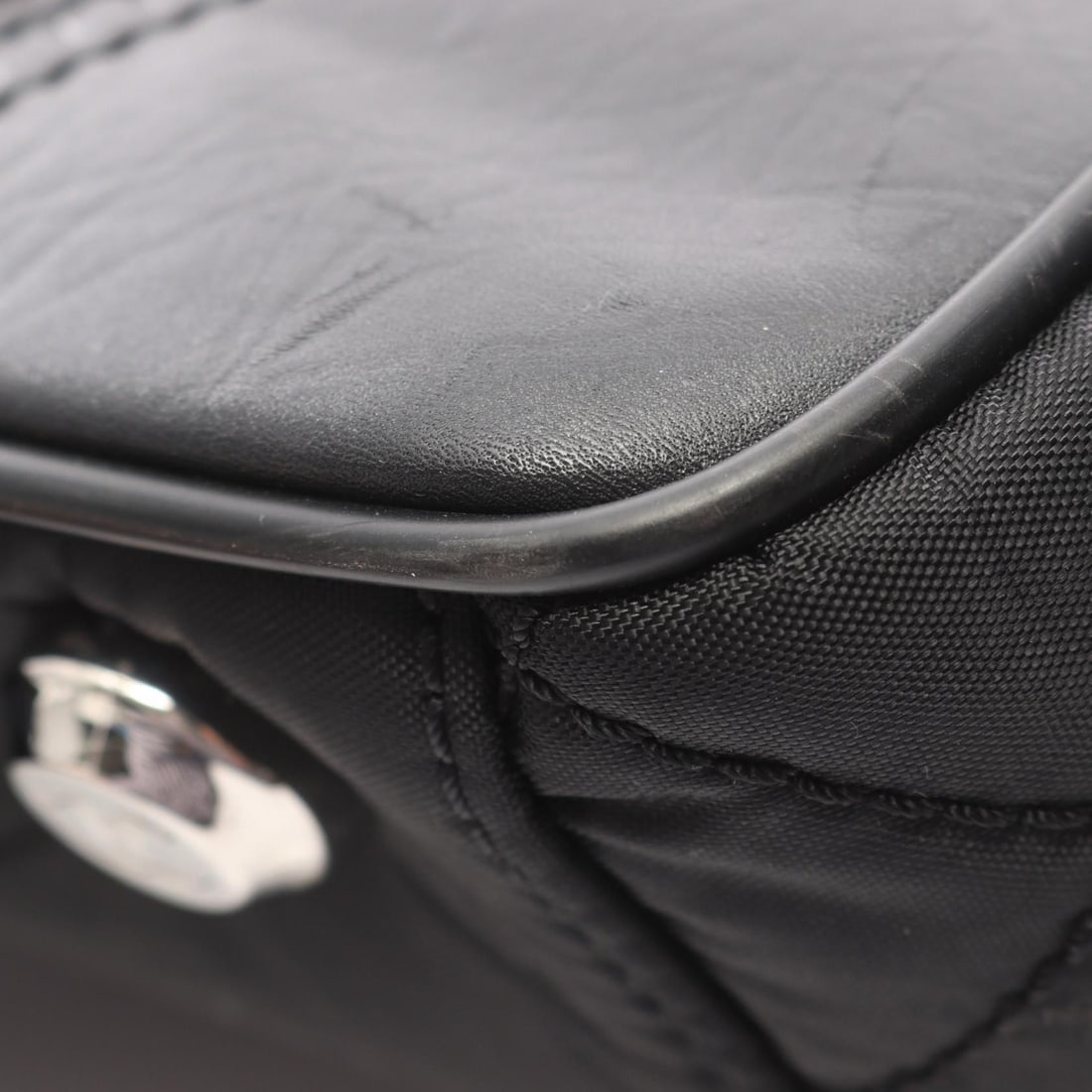 Chanel Unknown Handbag - 6