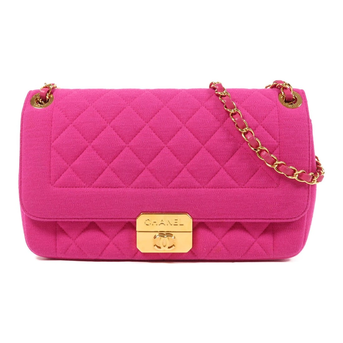 Chanel Handbag: Chanel pink shoulder bag made of cotton and cowhide leather with golden shoulder straps. Includes an inside open pocket and a zip pocket. Pre-owned in good condition with minor signs of wear.