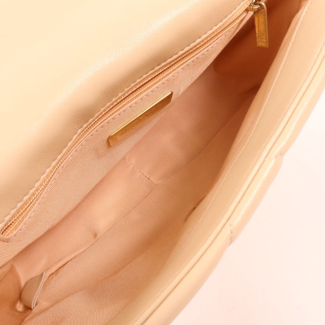 Chanel Beige Small Handbag - 4