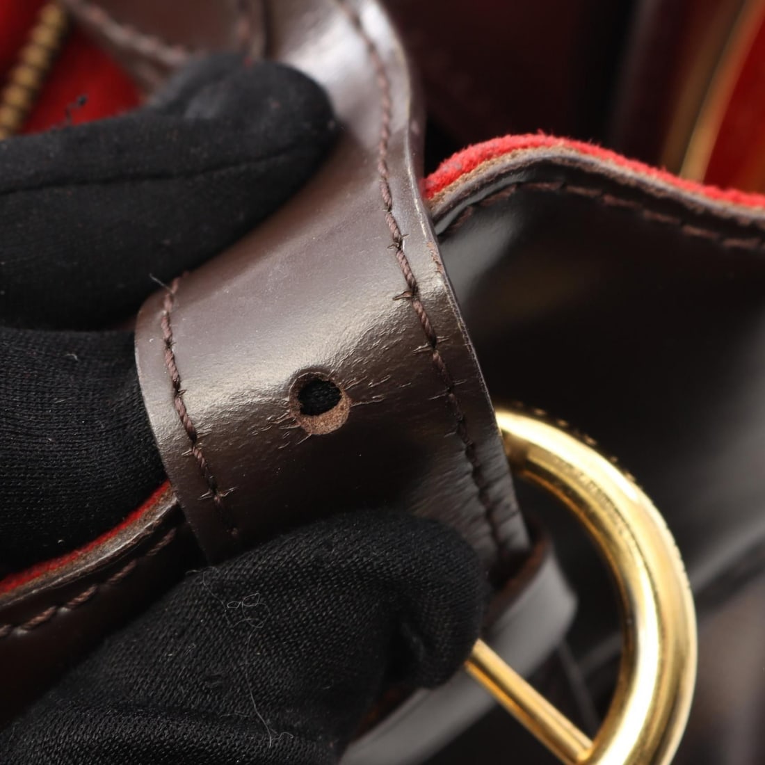 Louis Vuitton Handbag - 8