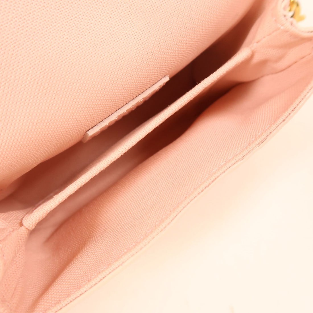 Louis Vuitton Handbag - 4