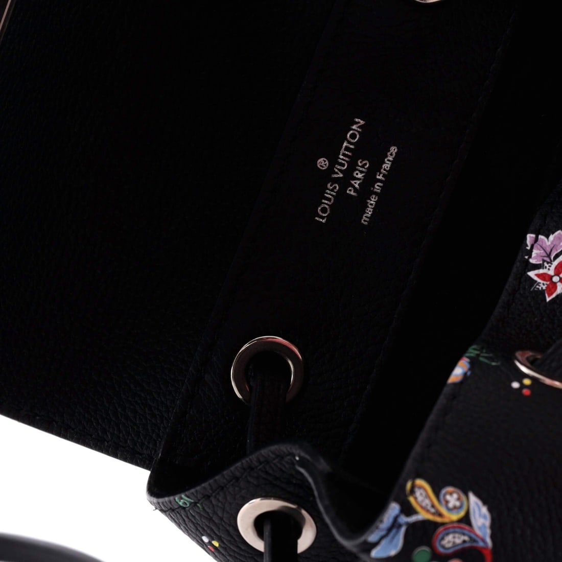 Louis Vuitton Handbag - 5