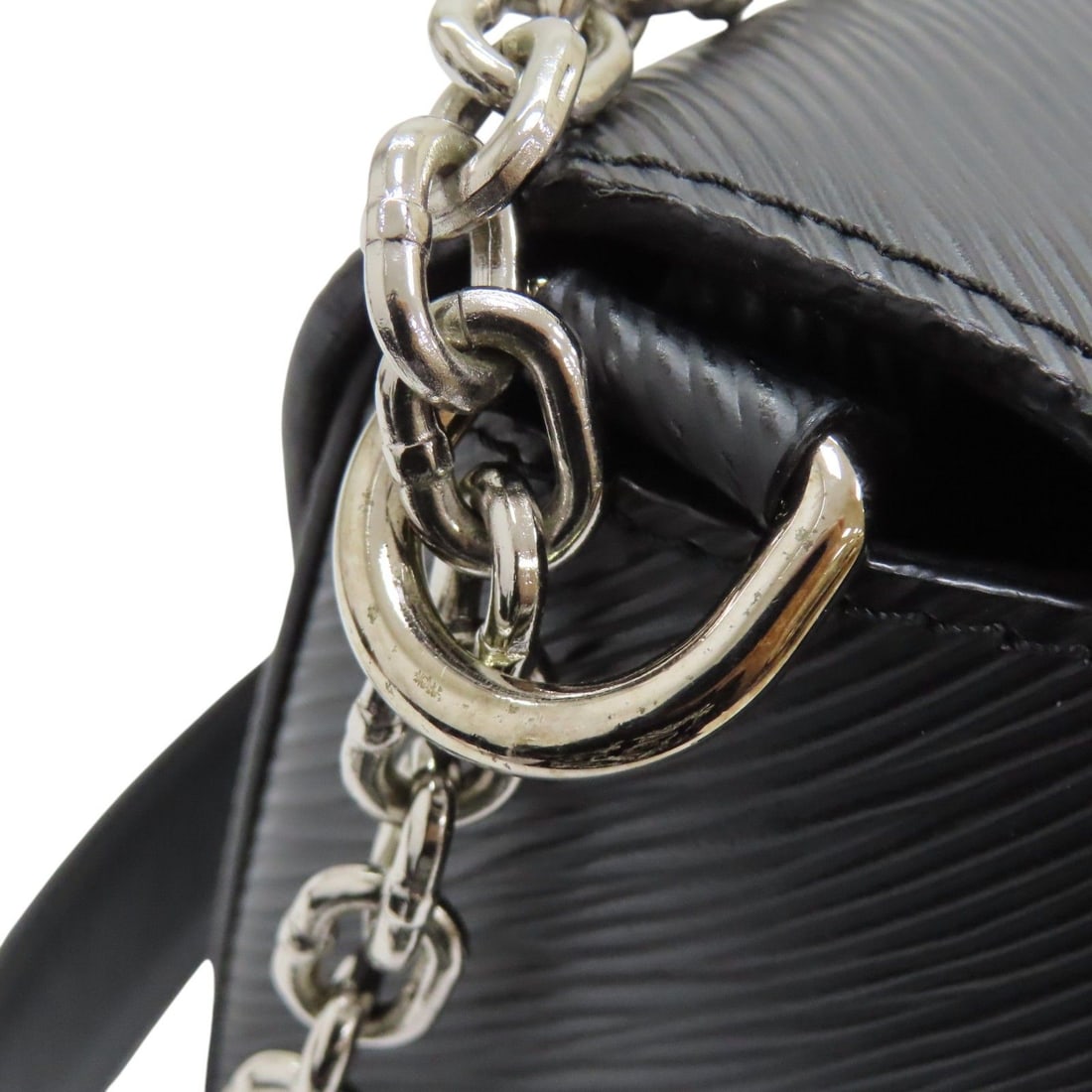 Louis Vuitton Handbag - 16