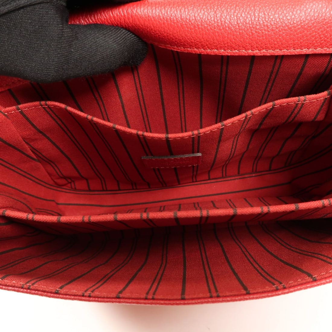 Louis Vuitton Handbag - 12