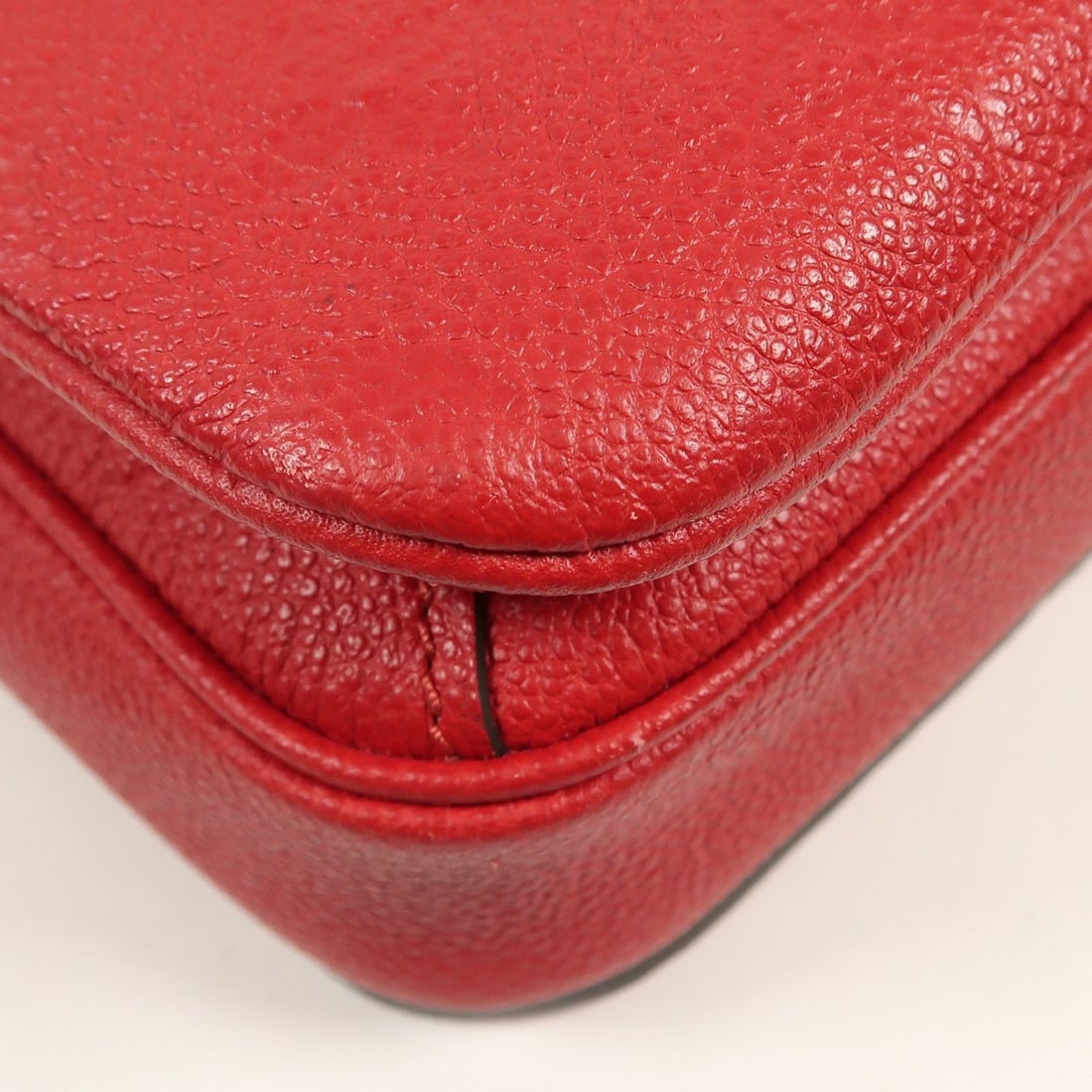 Louis Vuitton Handbag - 8