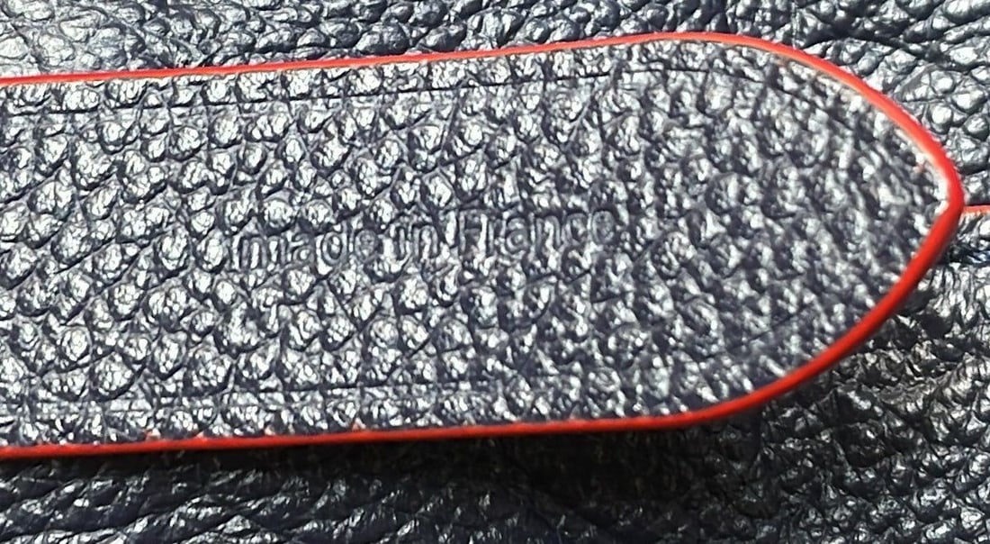 Louis Vuitton Handbag - 8