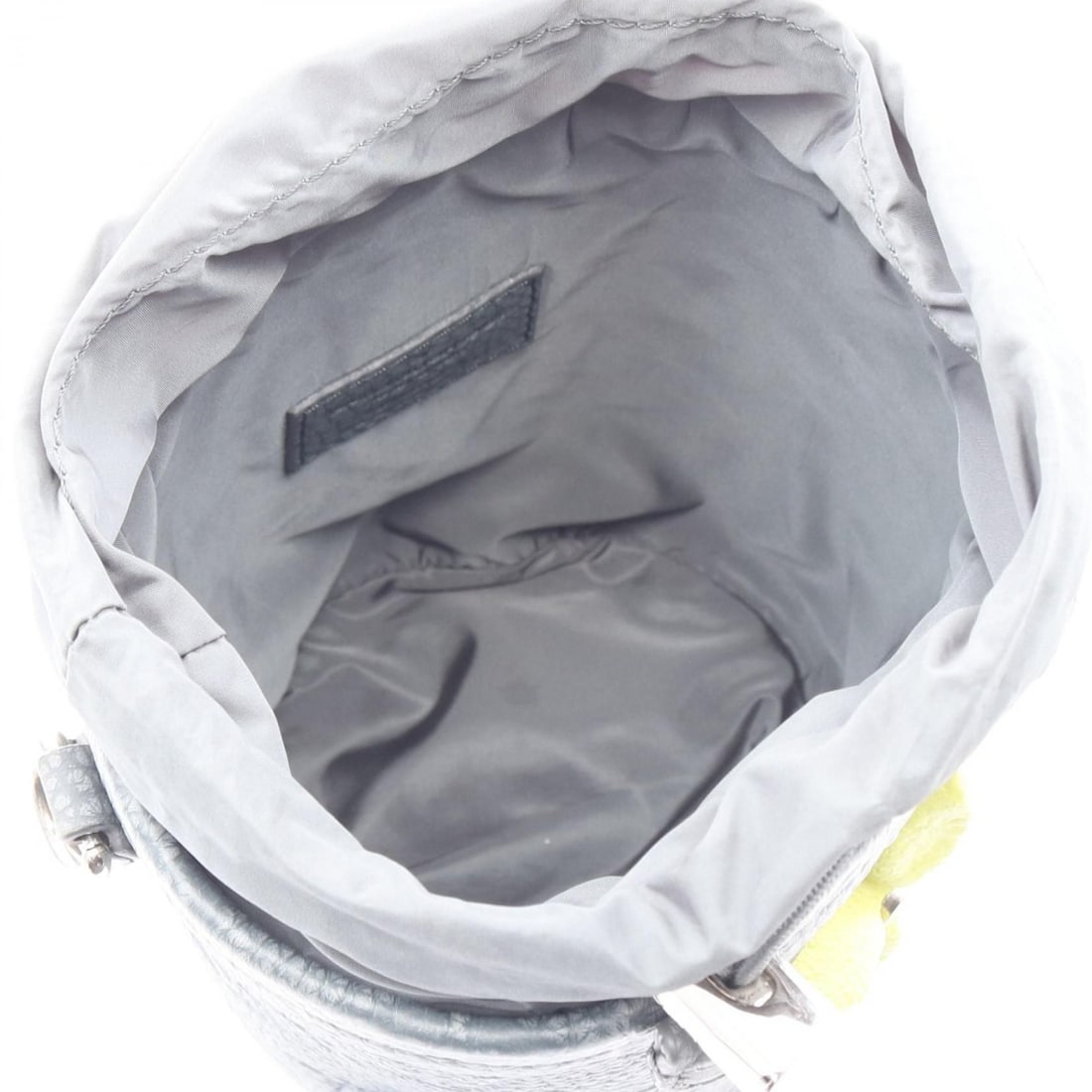 Louis Vuitton Handbag - 4