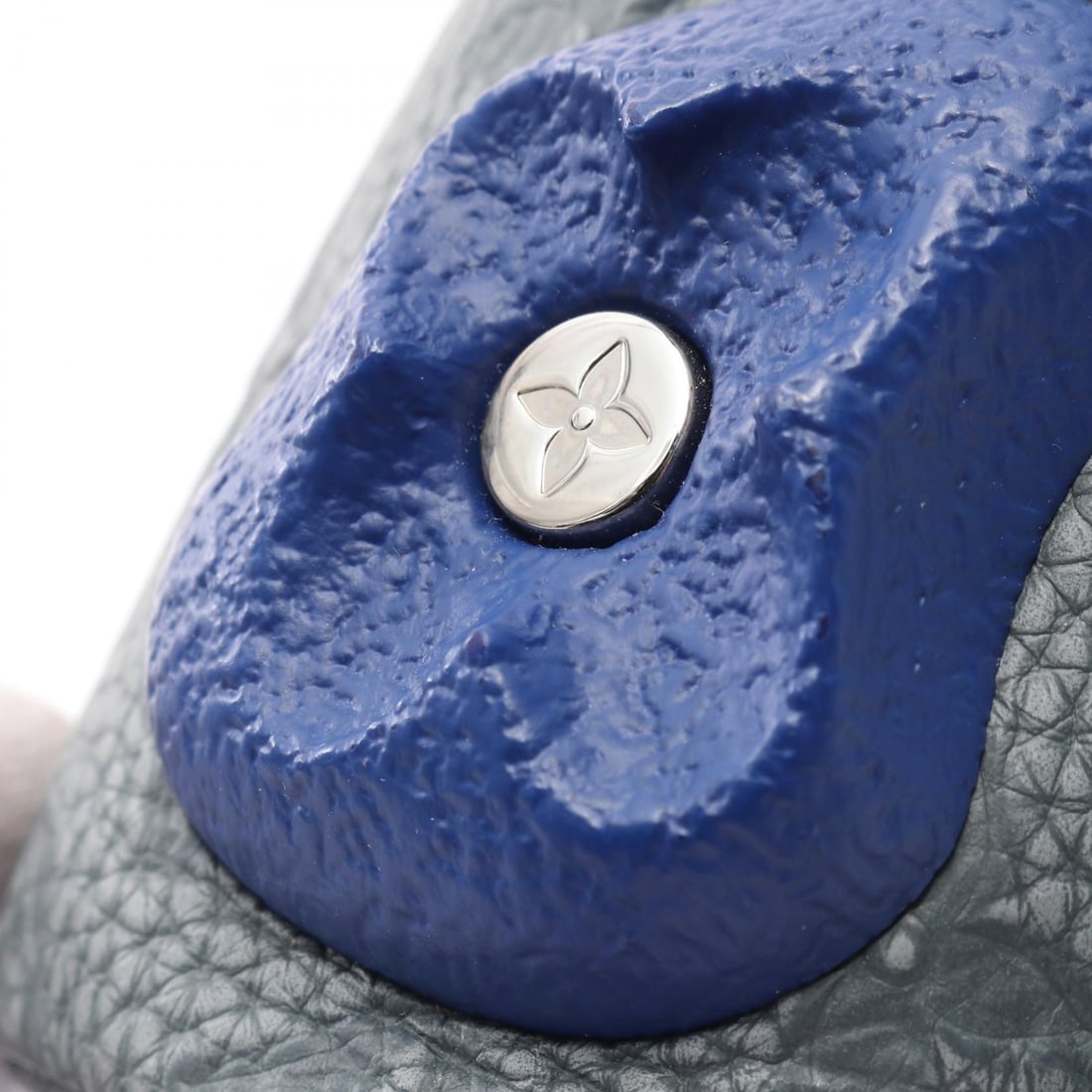 Louis Vuitton Handbag - 5