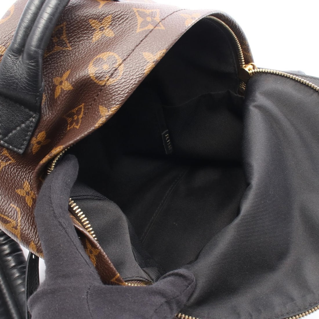 Louis Vuitton Handbag - 2