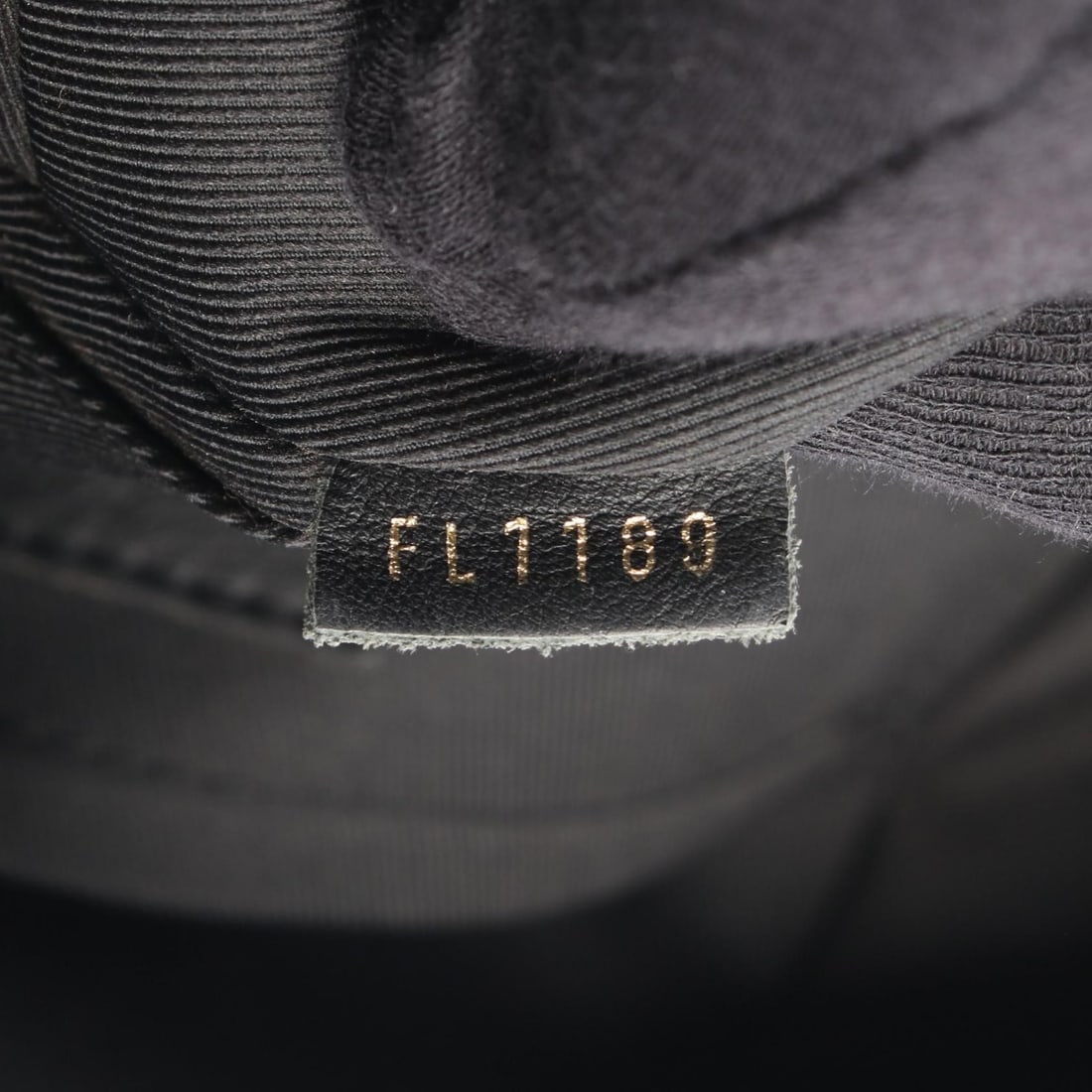 Louis Vuitton Handbag - 5