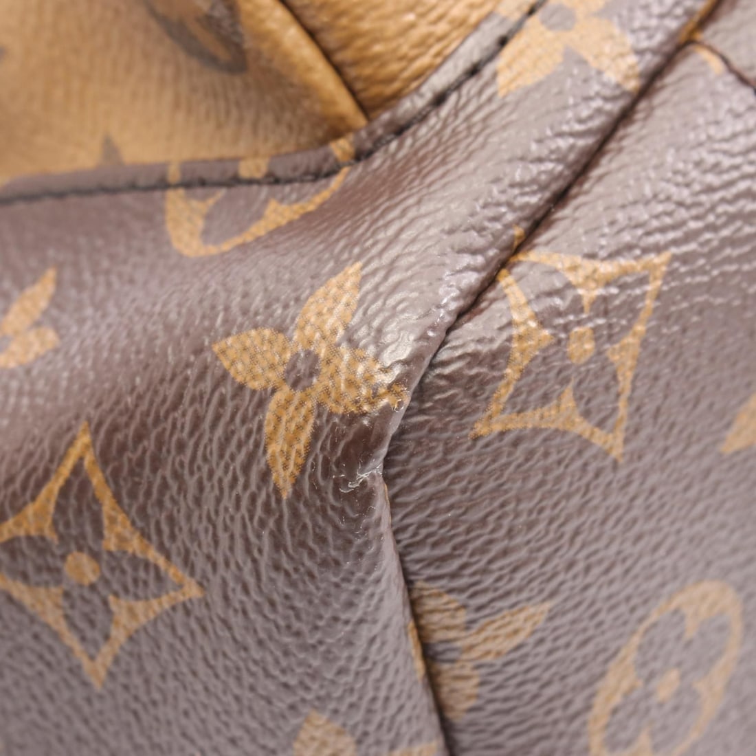 Louis Vuitton Handbag - 8