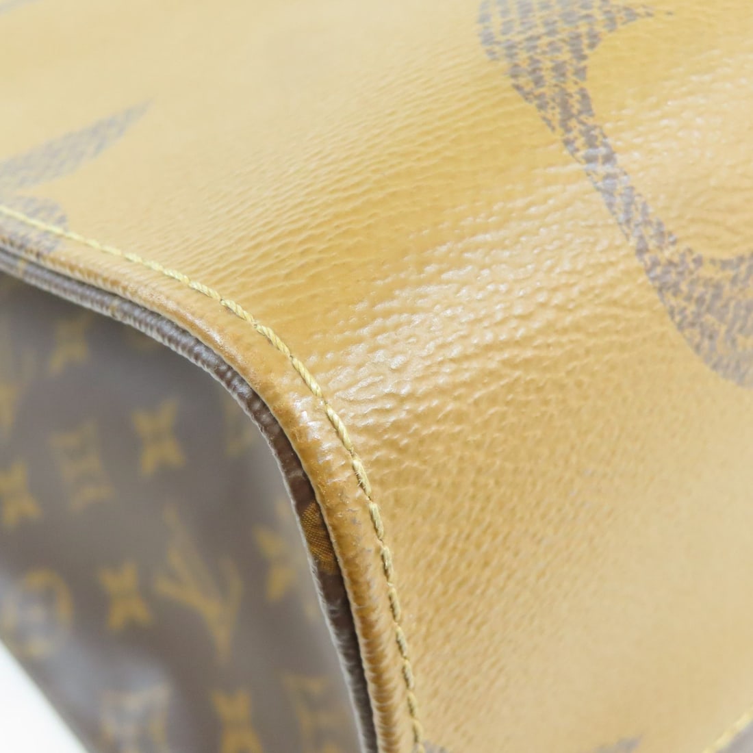 Louis Vuitton Handbag - 10