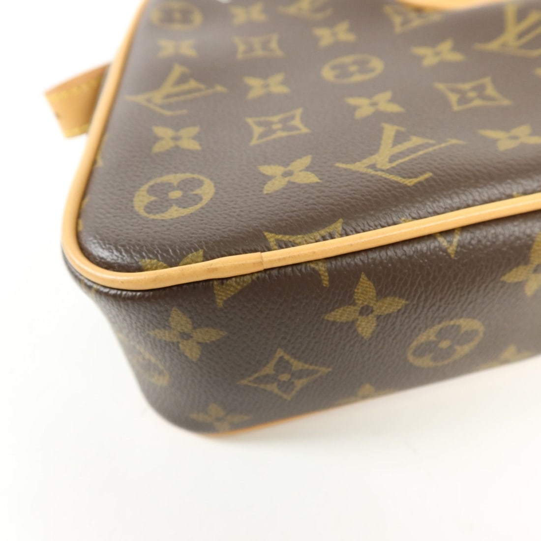 Louis Vuitton Handbag - 13