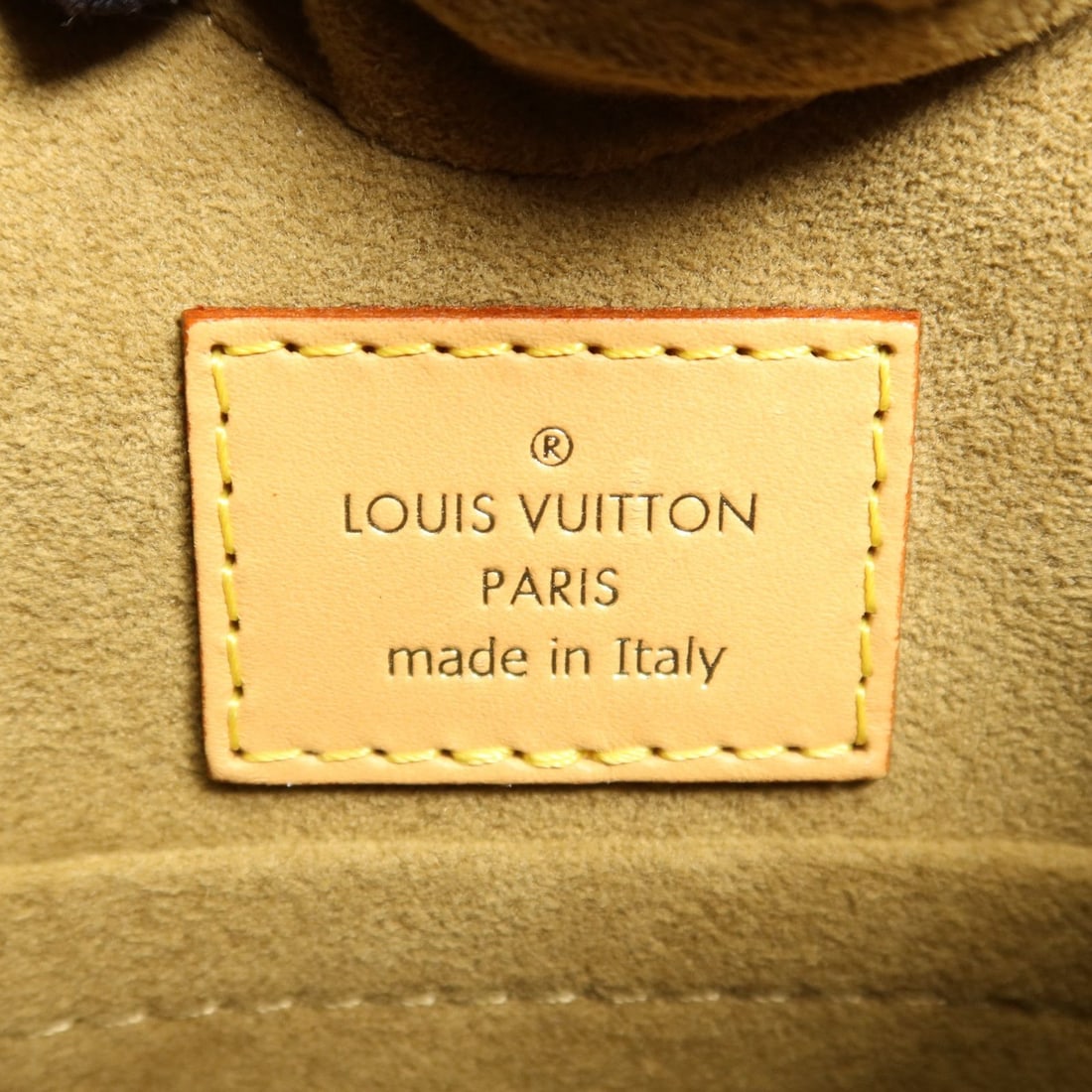 Louis Vuitton Handbag - 8