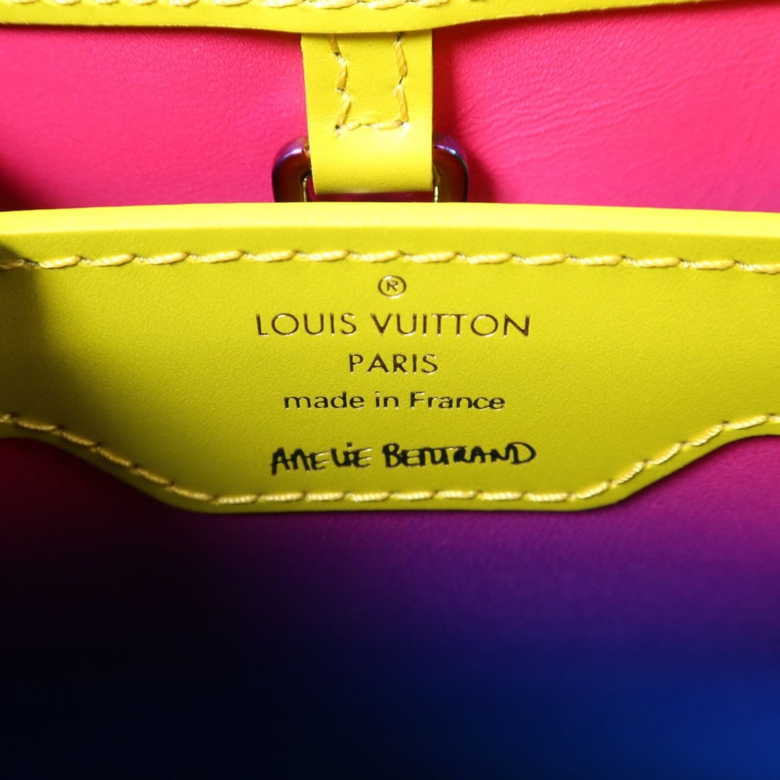 Louis Vuitton Handbag - 20