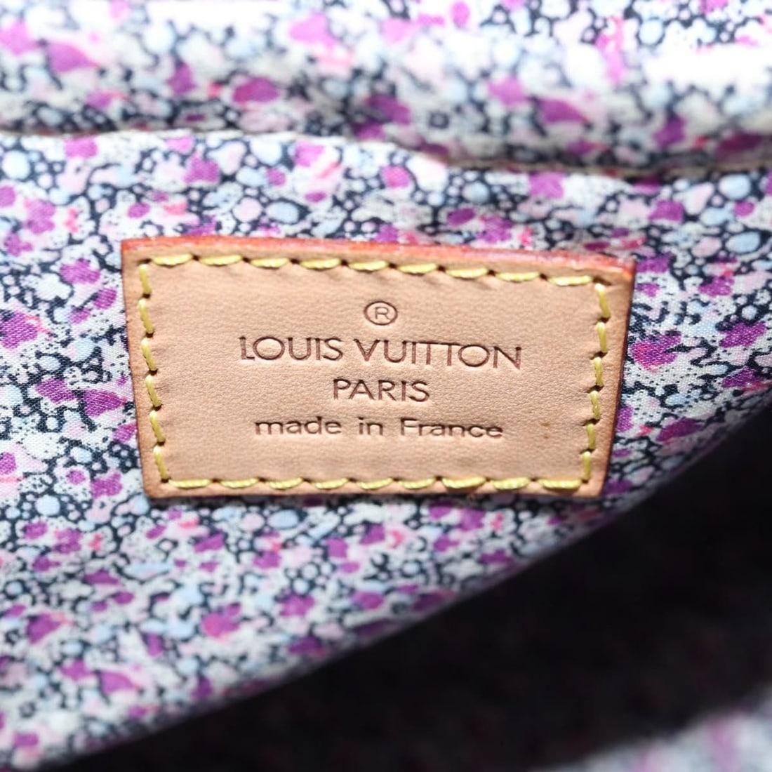 Louis Vuitton Handbag - 18