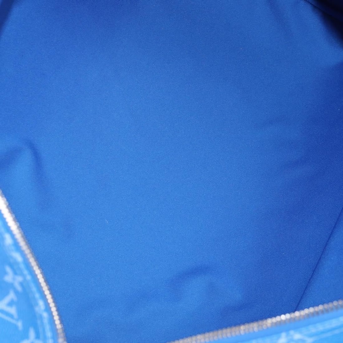 Louis Vuitton Handbag - 7