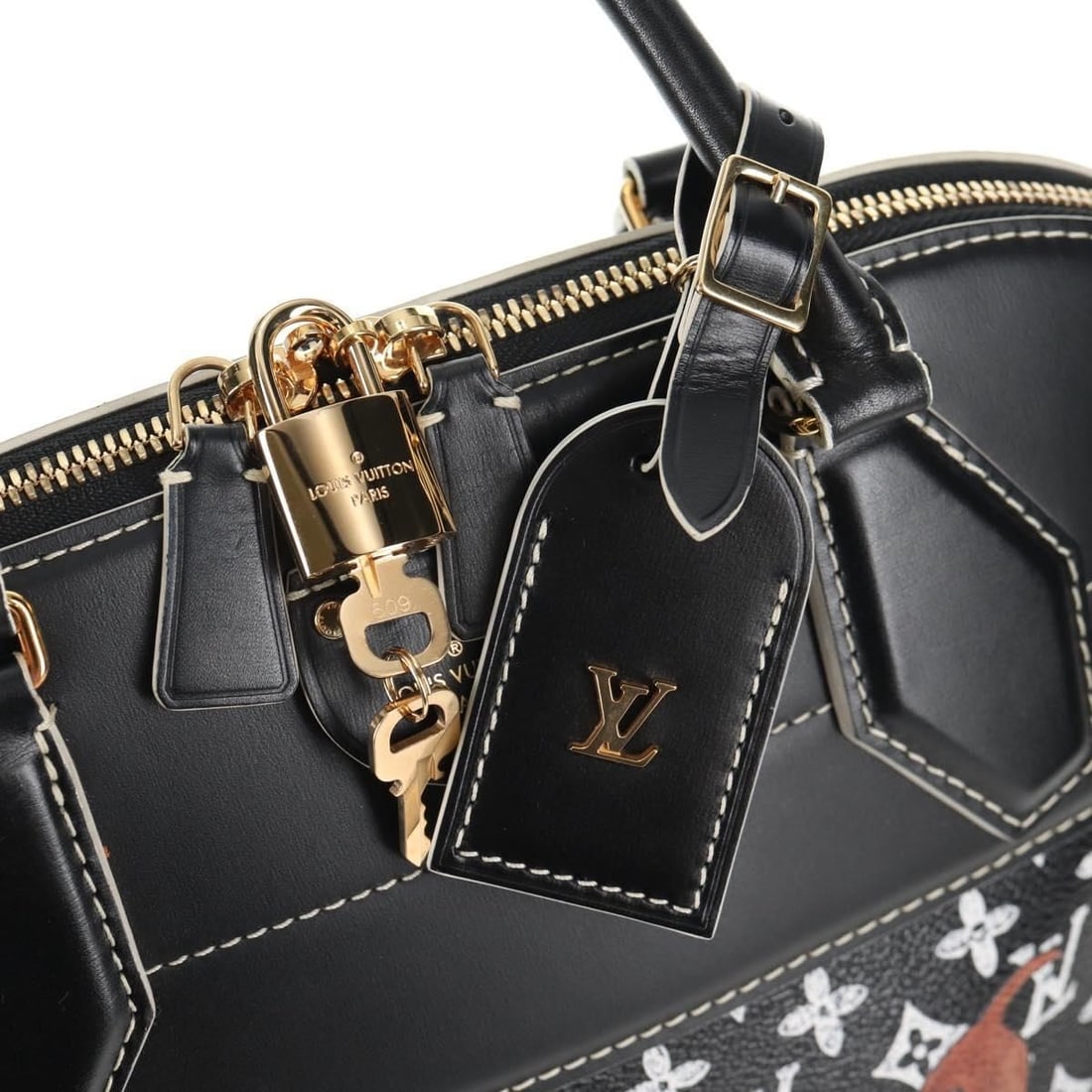 Louis Vuitton Handbag - 5