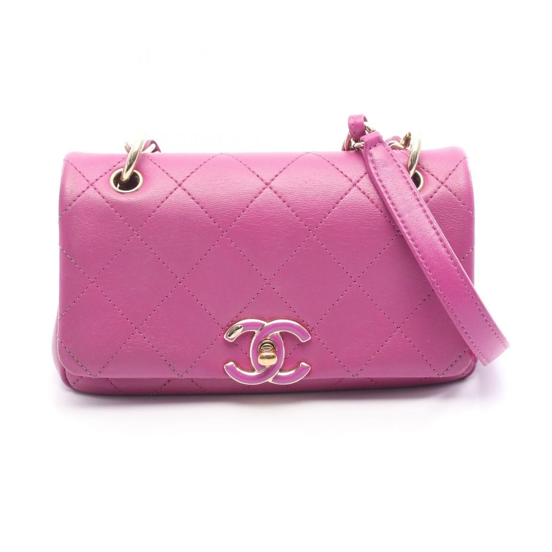 Chanel Pink Matelasse Small Flap Shoulder Bag: Item Name: CHANEL Pink Matelasse small flap Shoulder Bag leatherBrand: CHANELModel No.:Size: x W:19.5cmH:12cm x D:6cm(W:7.7 inch x H:4.7 inch x D:2.4 inch ) - 115cm-45.3 inch )Color: