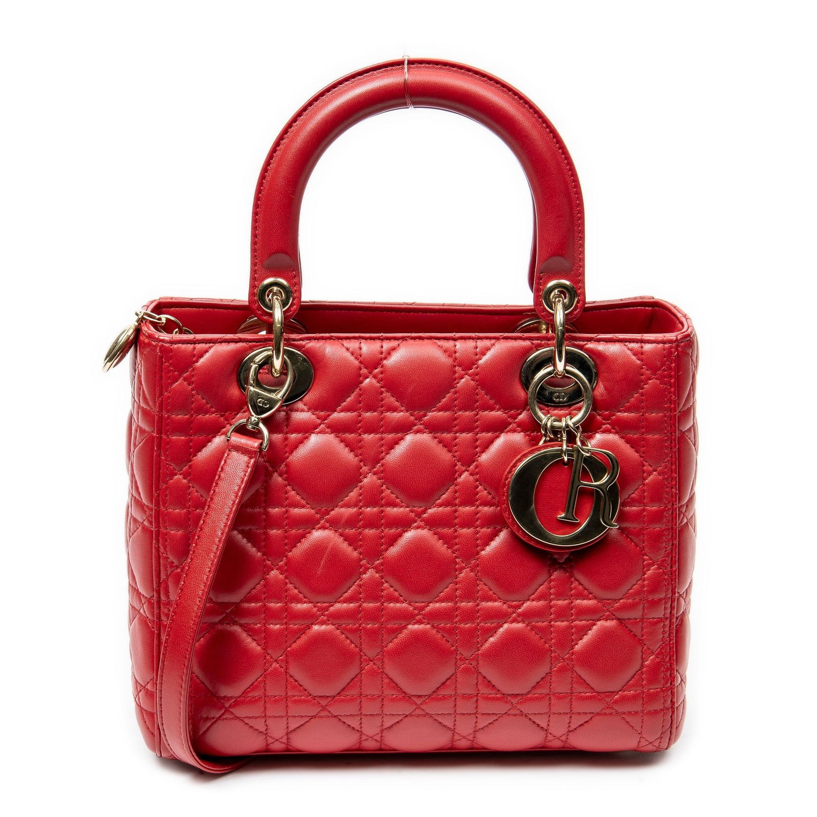 Dior Medium Lady Red Cannage: Material : Calf Leather - Type of Material : Cannage Calfskin Leather - Straps/Handles :Red Leather - Hardware : Gold - Dimensions in cm : 24*20*11cm - Production code : 18-MA-1124 - Condition : AB =