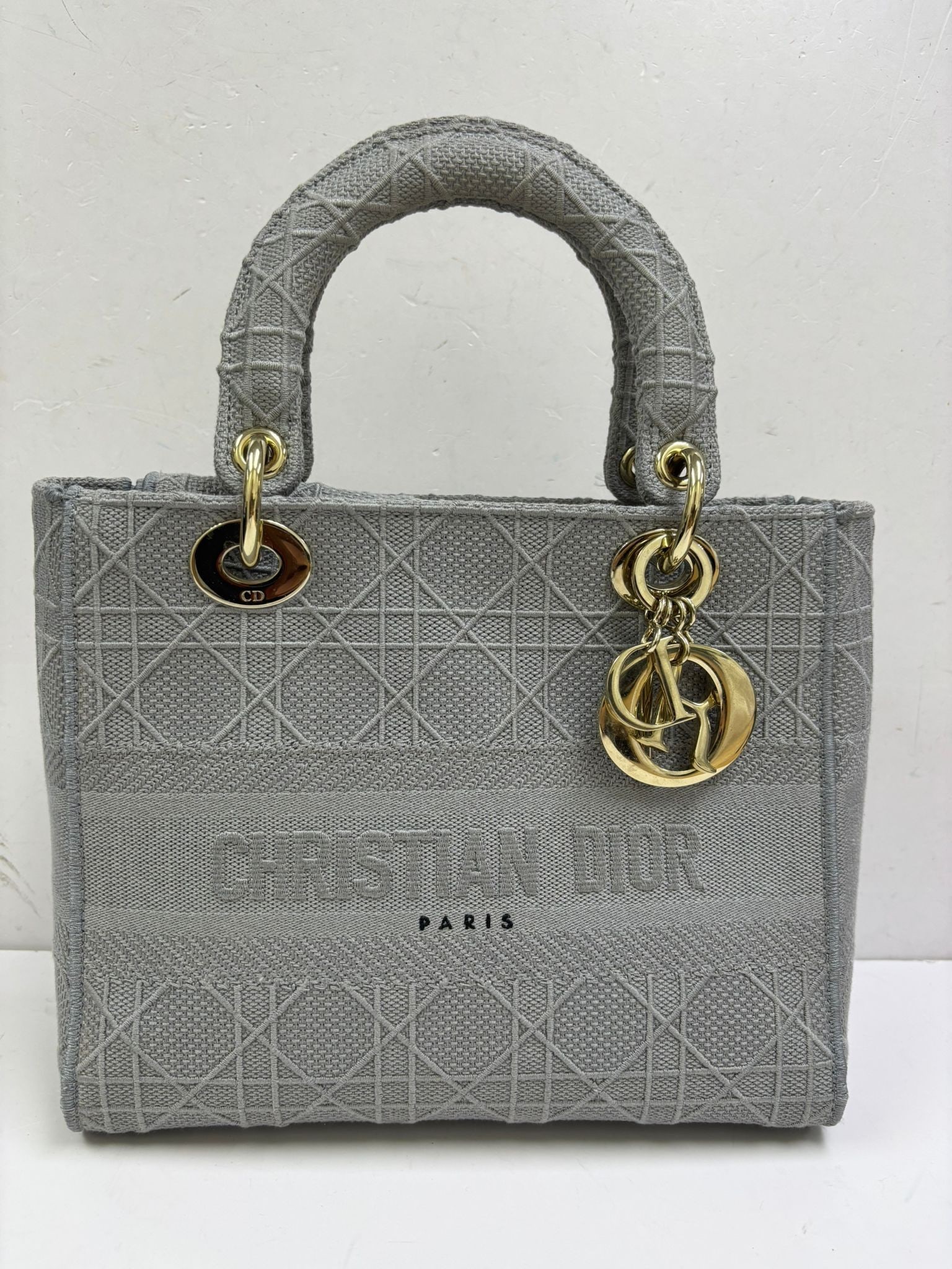 Dior Lady D-Lite Handbag: Dior Lady D-Lite Handbag