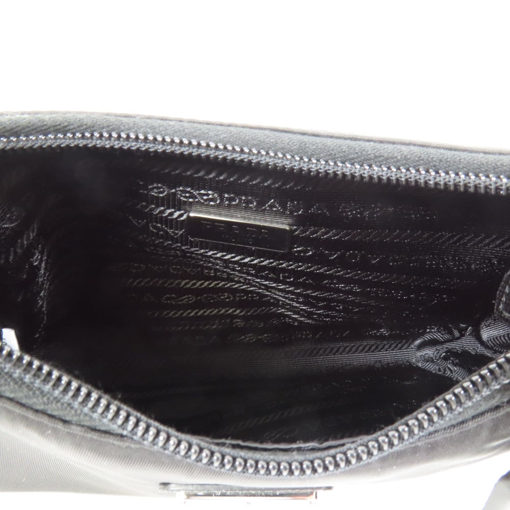 Prada Re-Edition 2000 Mini Bag - 5